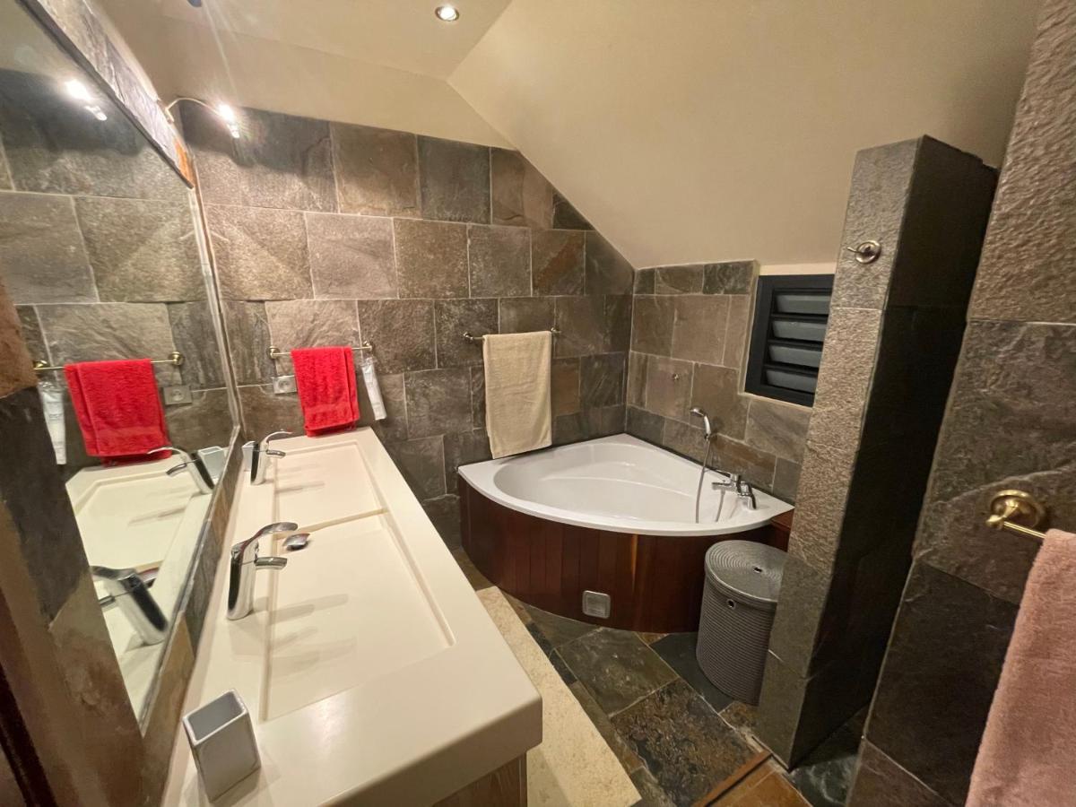 Chambre "Bleu Ocean" Villa Hermes 圣皮埃尔 外观 照片